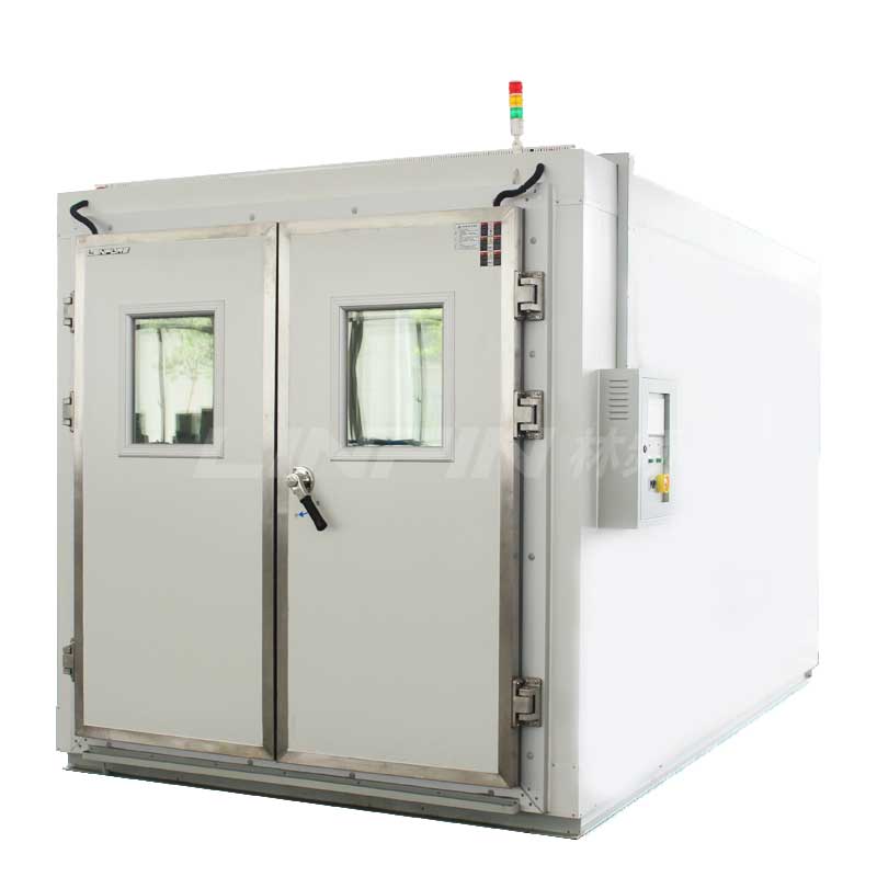 車載導航老化實驗房